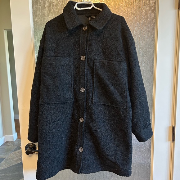 H&M Jackets & Blazers - NWOT H&M Black Shacket